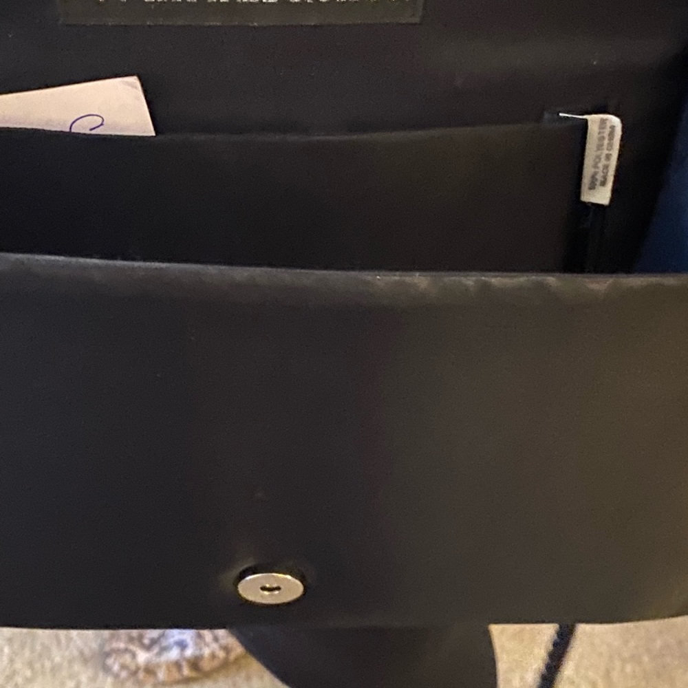 Great Condition Medium Silver Flat Cluth With Cha… - image 3